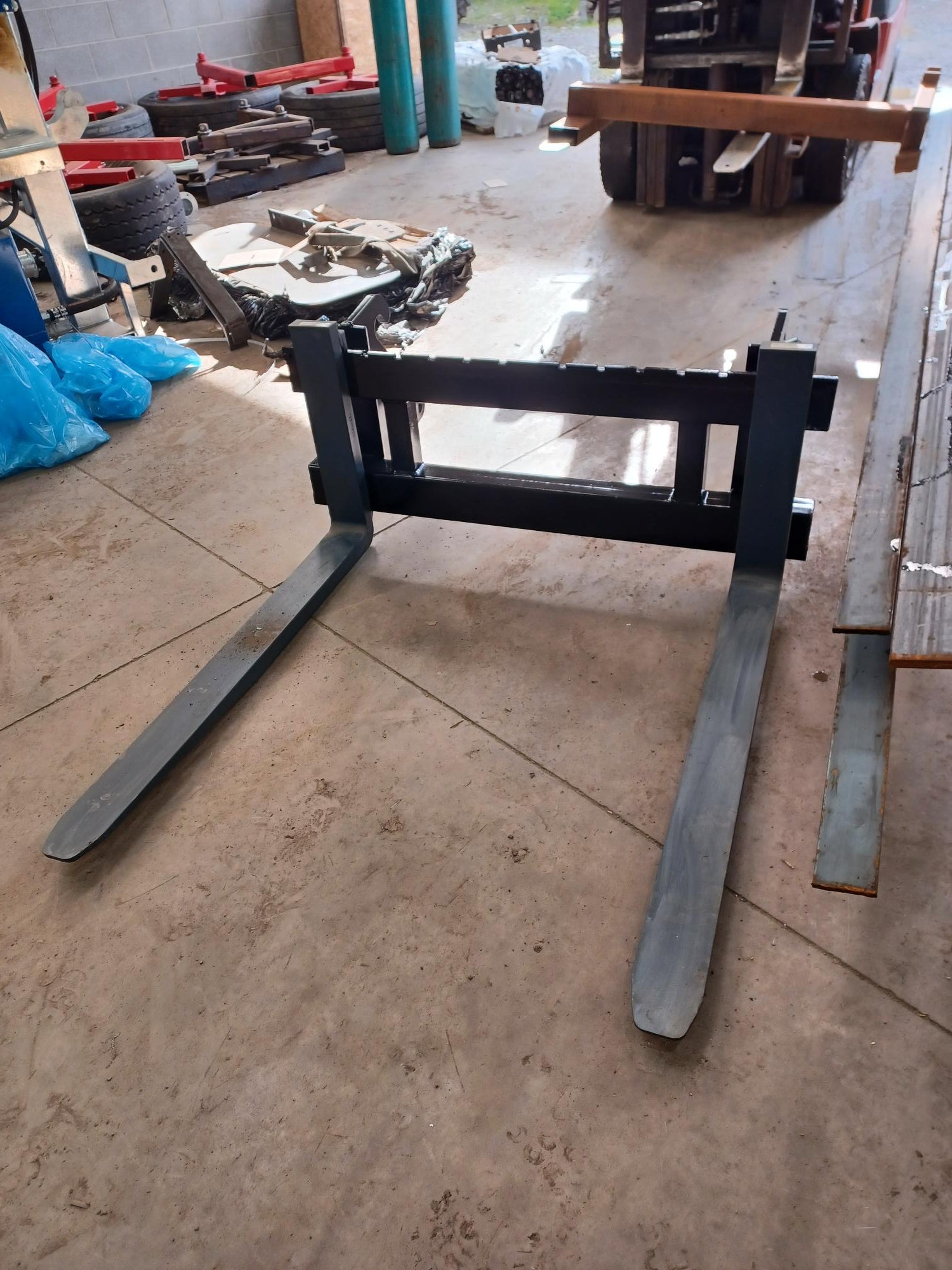 Telescopic Handler Pallet Forks