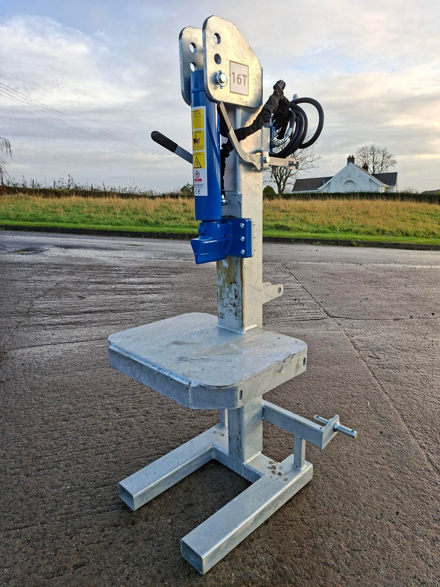 16 Tonne Log Splitter - SU16