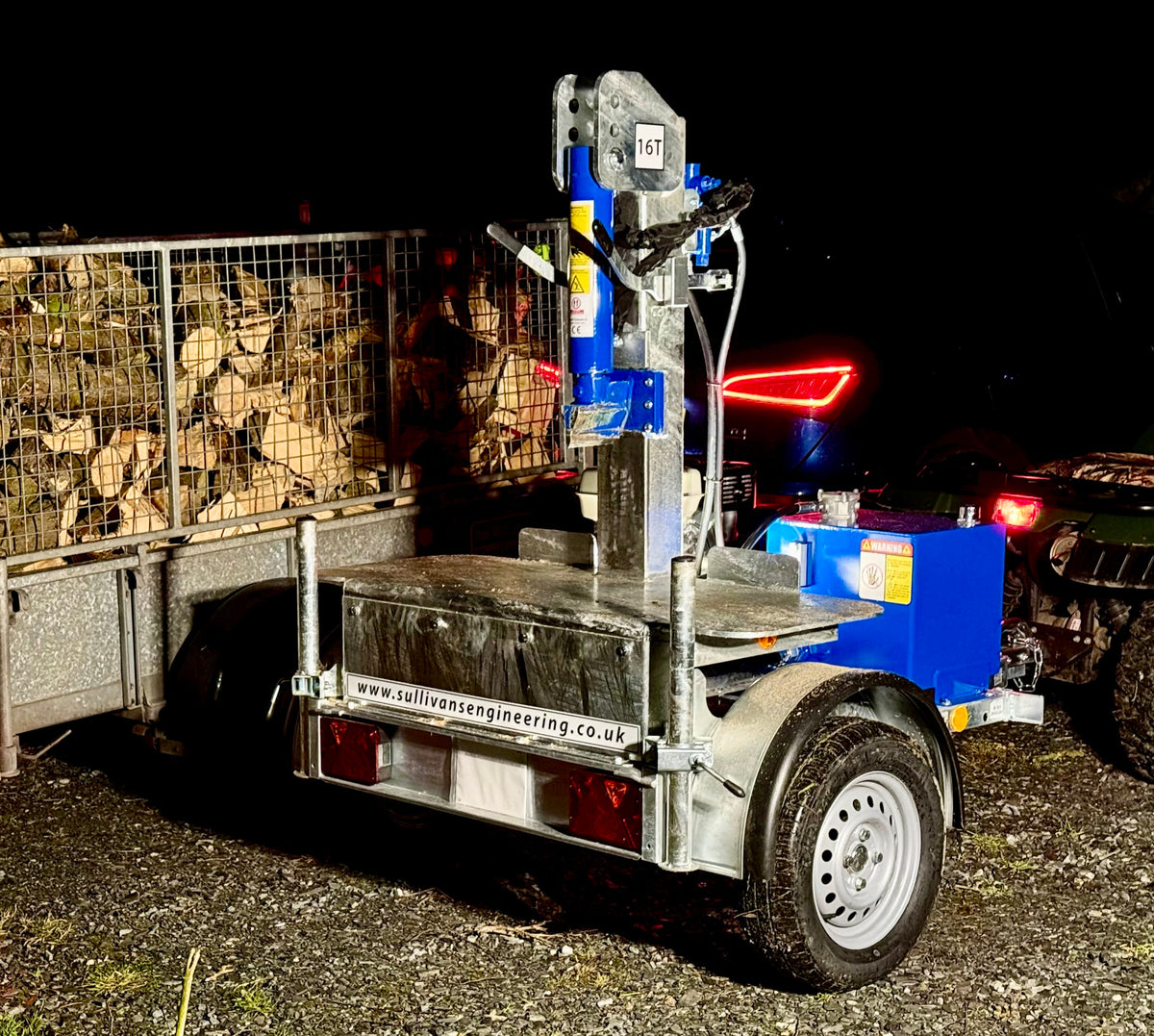 16 Tonne Road Towable Log Splitter c/w Honda Engine